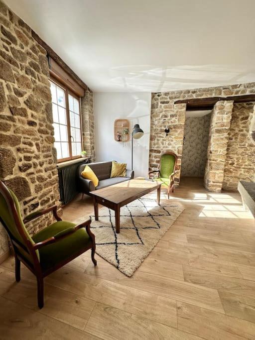 Petite Maison De Ville อาวร็องช์ ภายนอก รูปภาพ